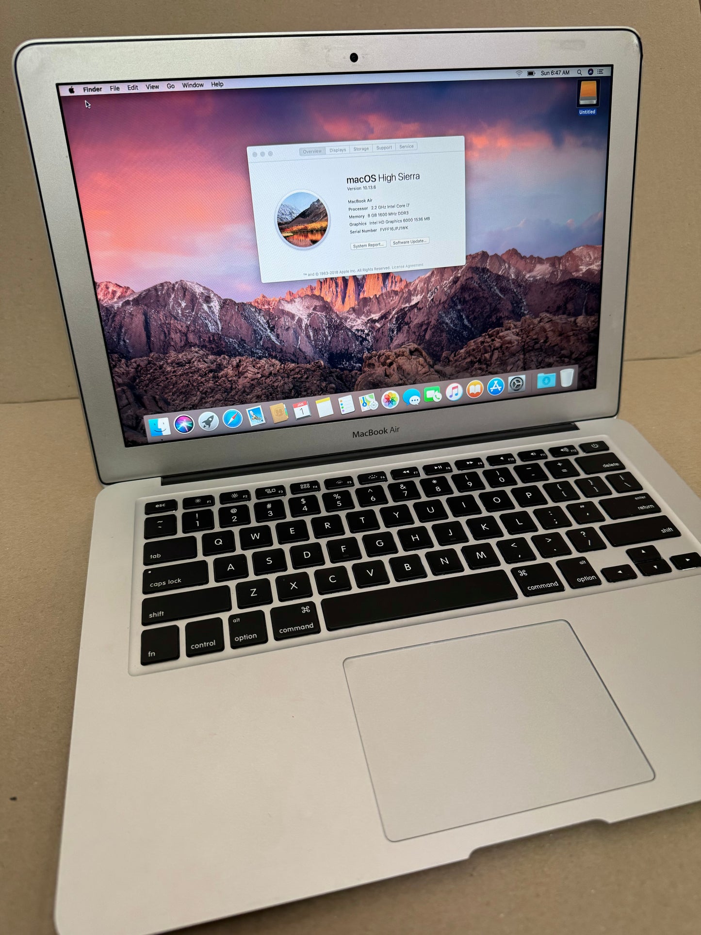 Macbook air 13.3” 2017