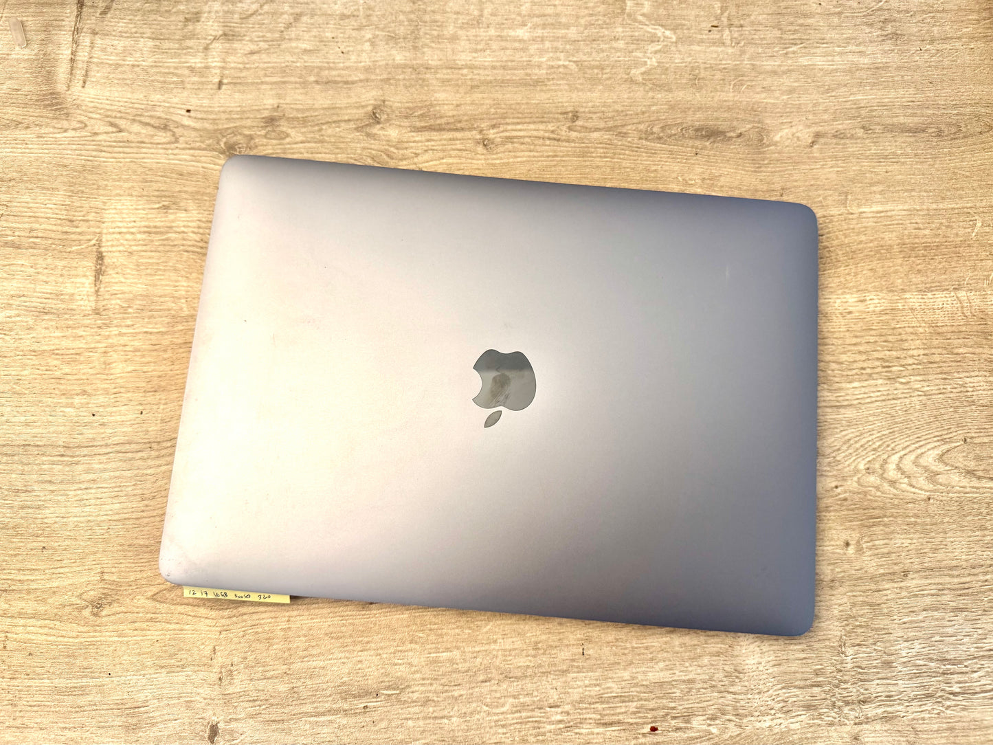 Macbook pro 13.3” 2017