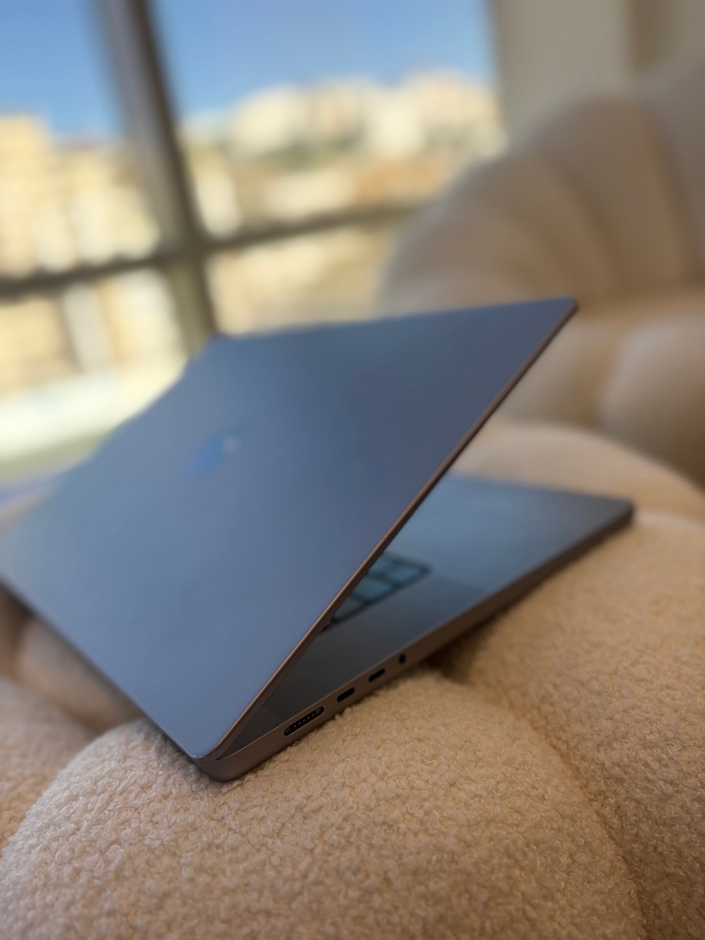 MacBook Pro 16