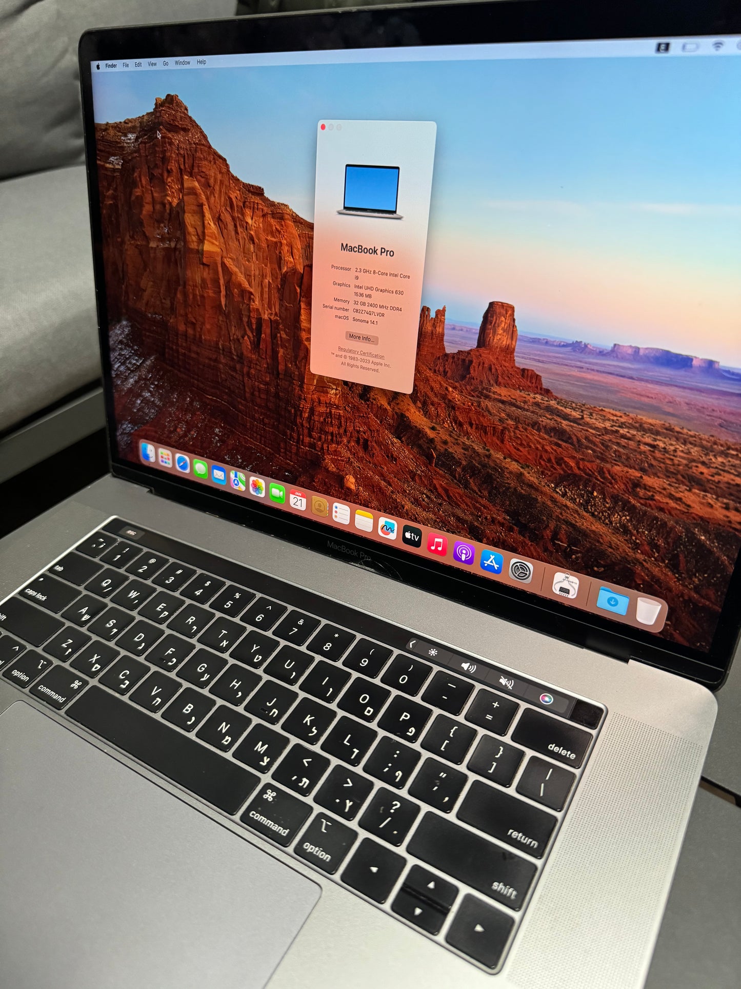 Macbook pro 15,4” i9