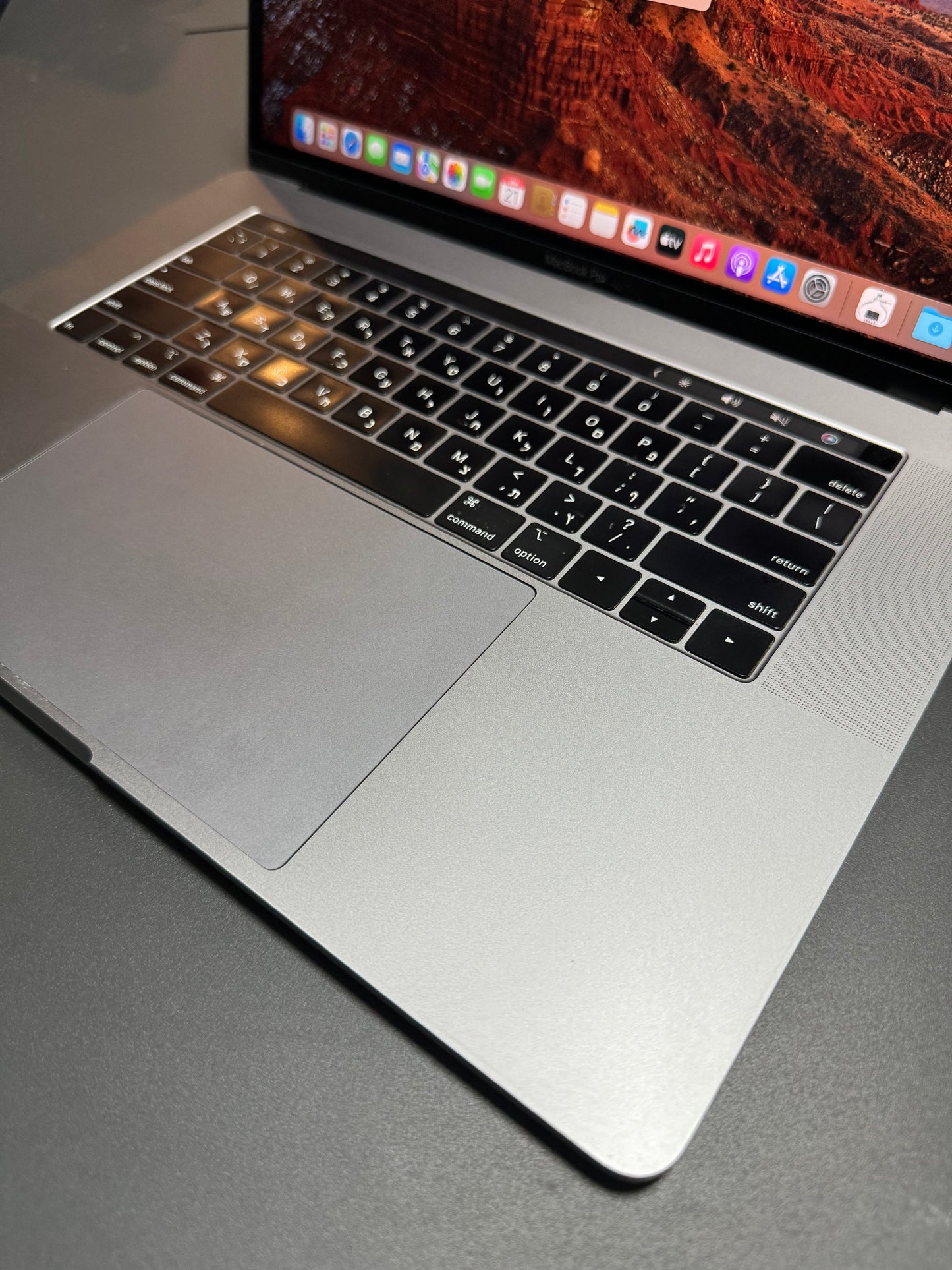 Macbook pro 15,4” i9