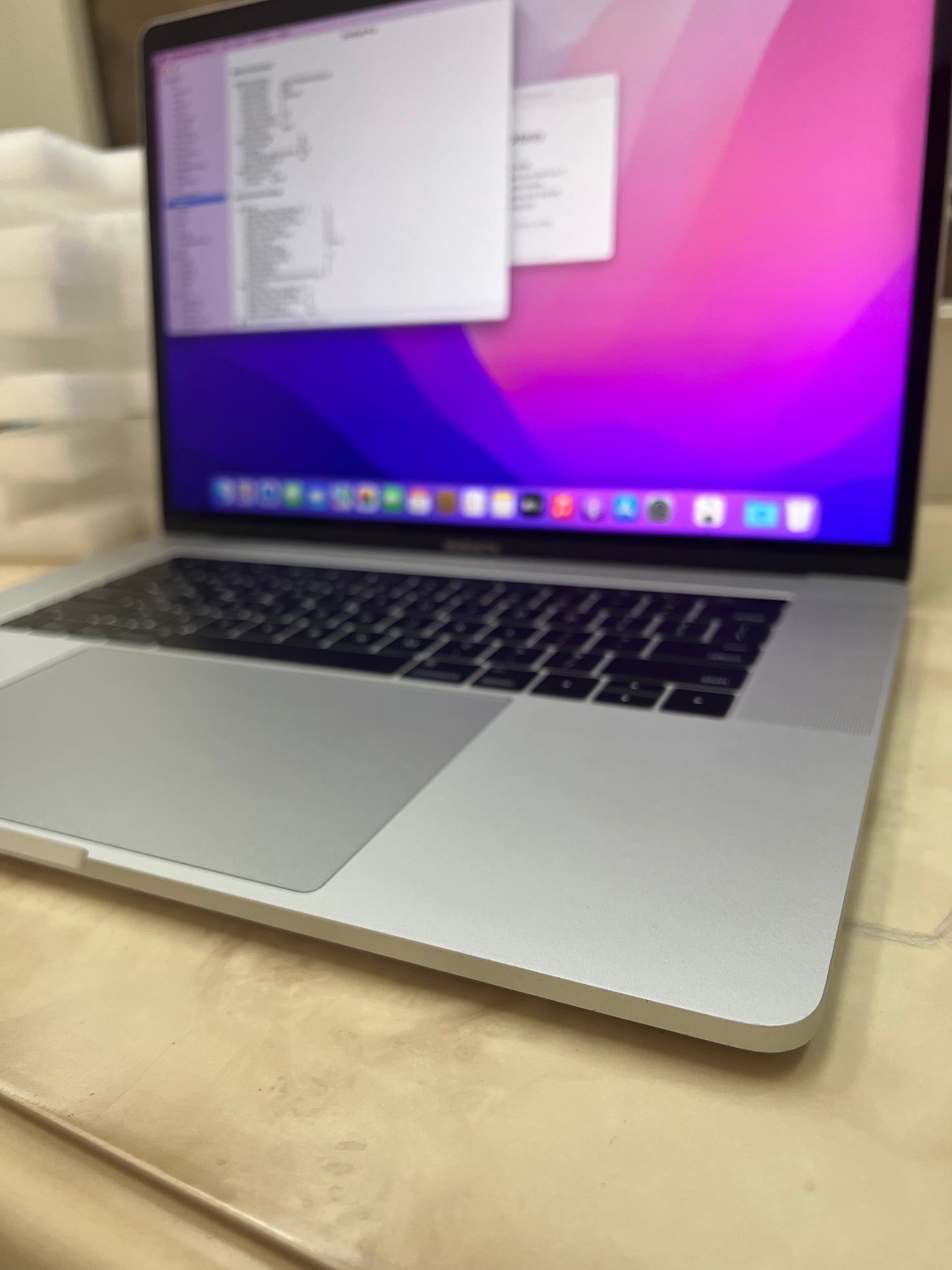 MacBook pro 15" 2019